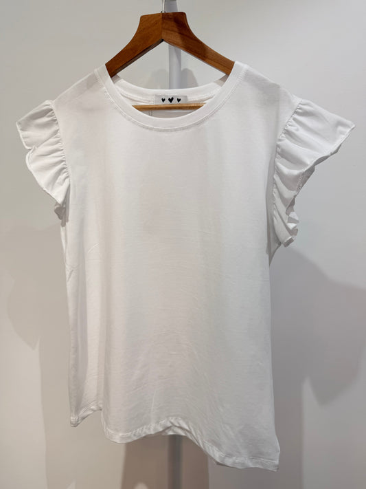 Camiseta Blanca con Volantes en Mangas