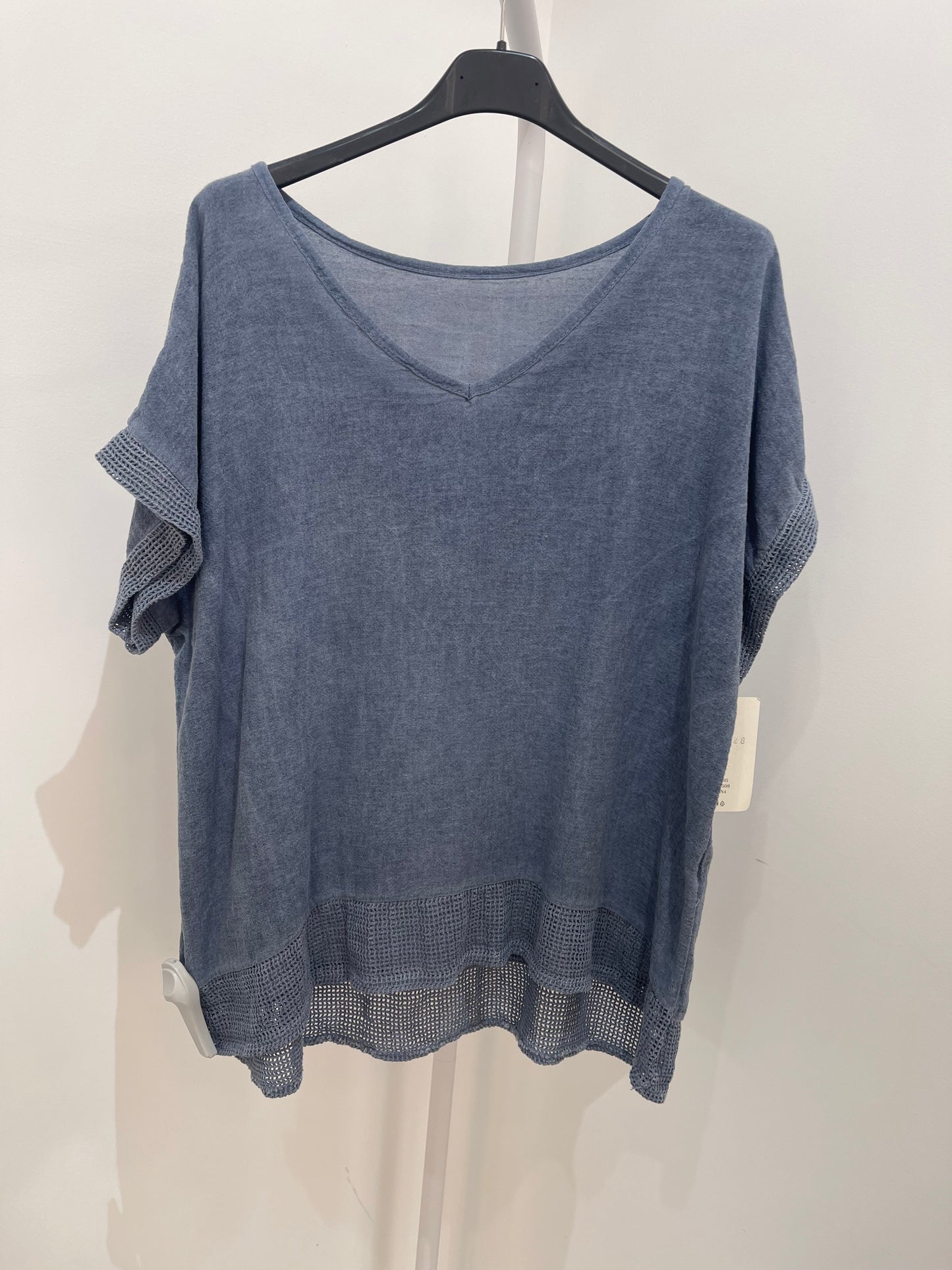 Blusa Fluida de Algodón con Bordes Calados