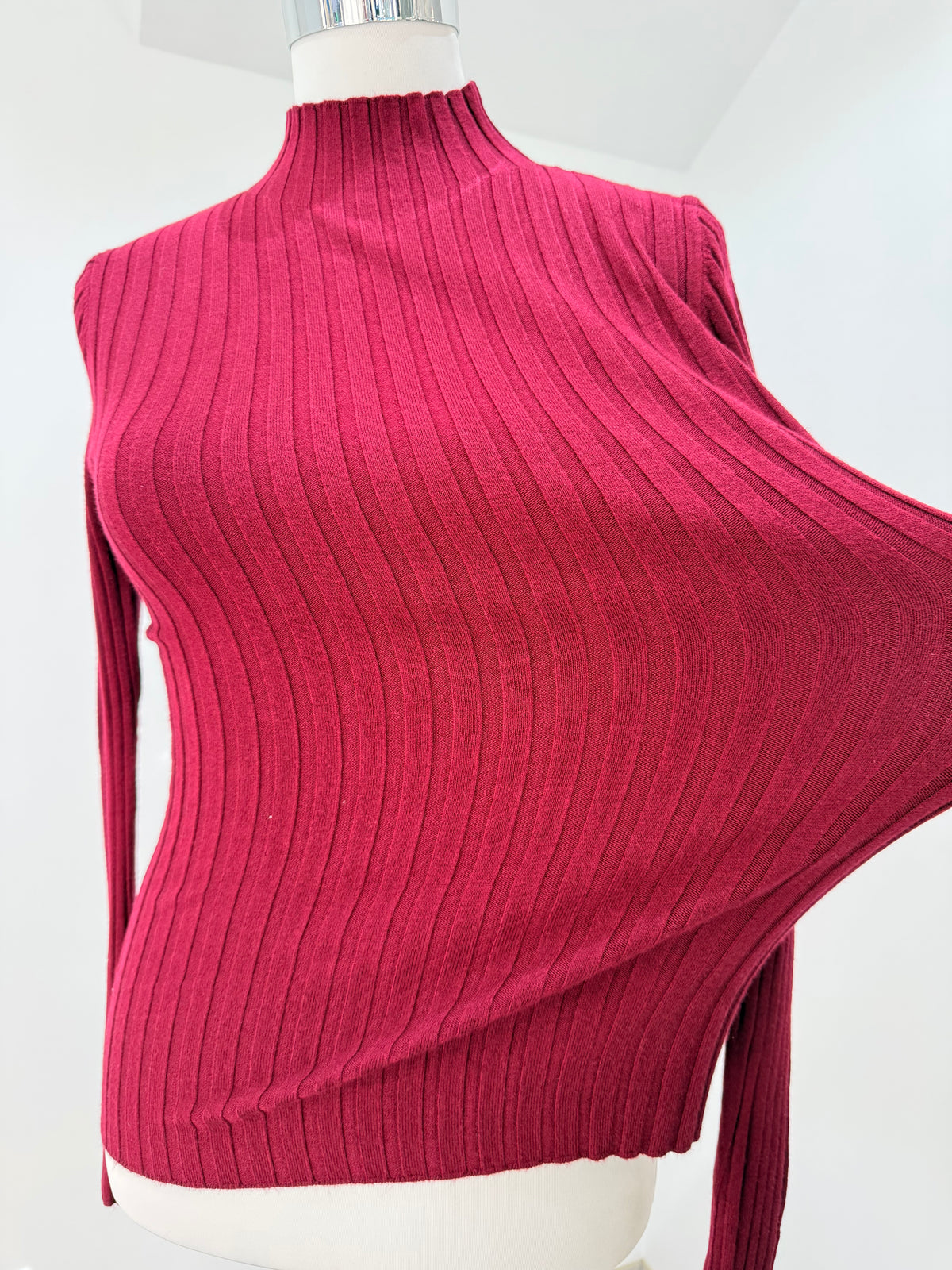 Jersey de punto de canalé cuello semi alto 2003