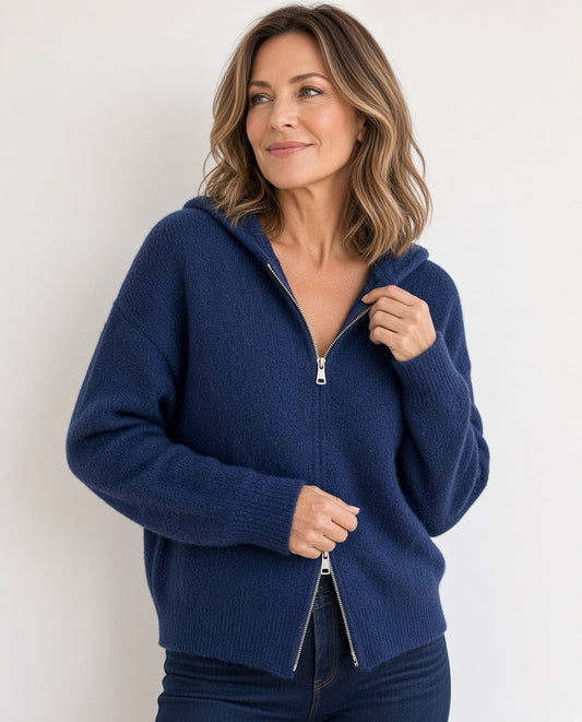 Chaqueta de punto con capucha y cremallera 022
