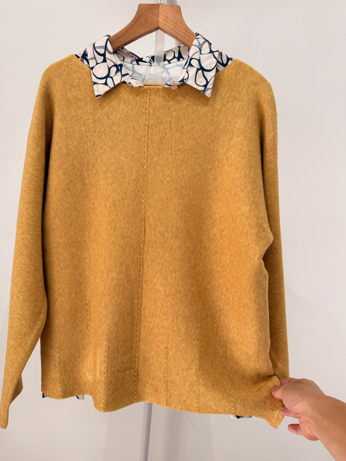Jersey con costuras decorativas 60355