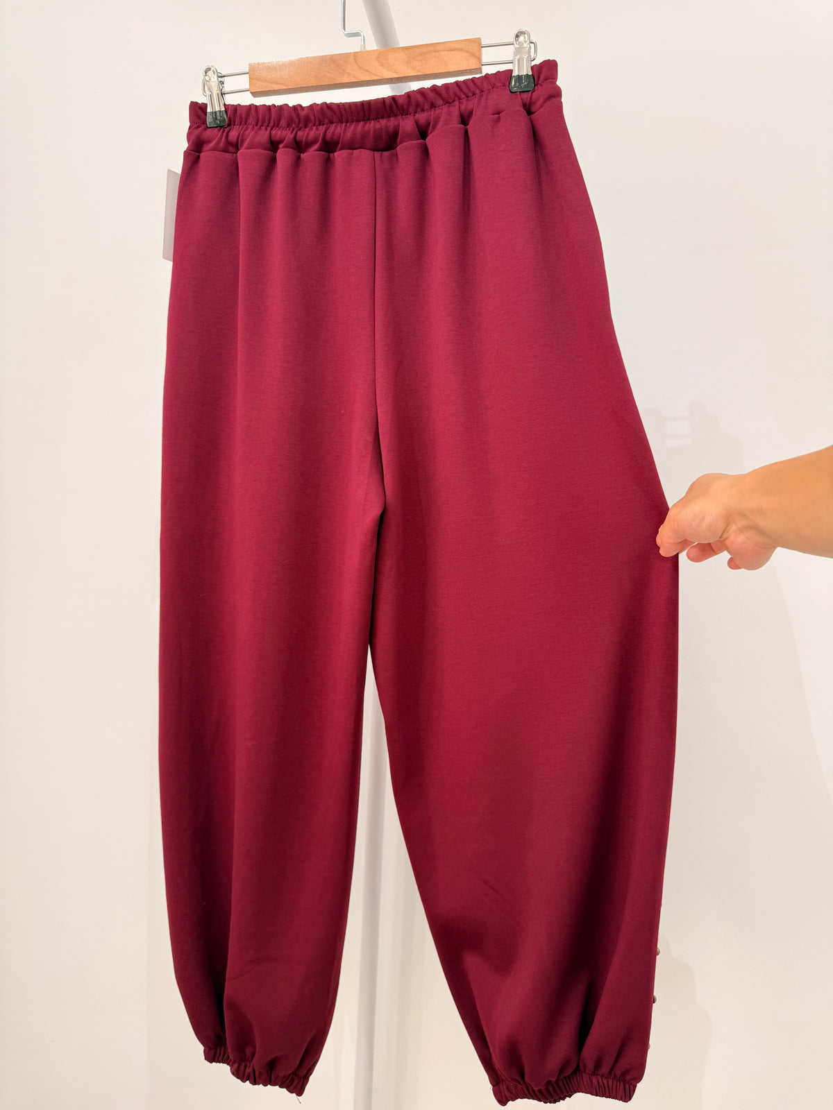 Pantalón Chándal Bombacho con Tachuelas 9223