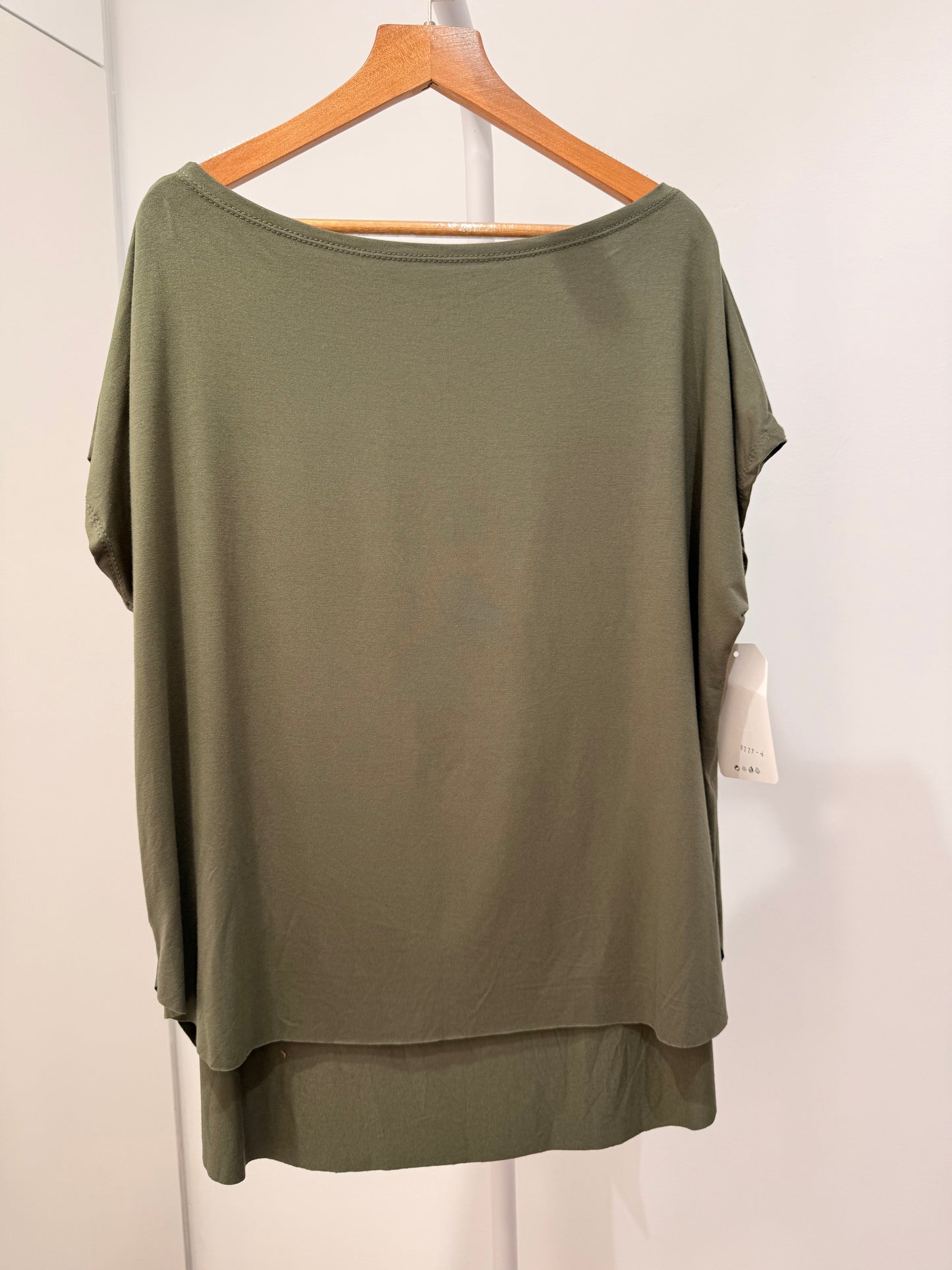 Camiseta Básica Oversize de Viscosa