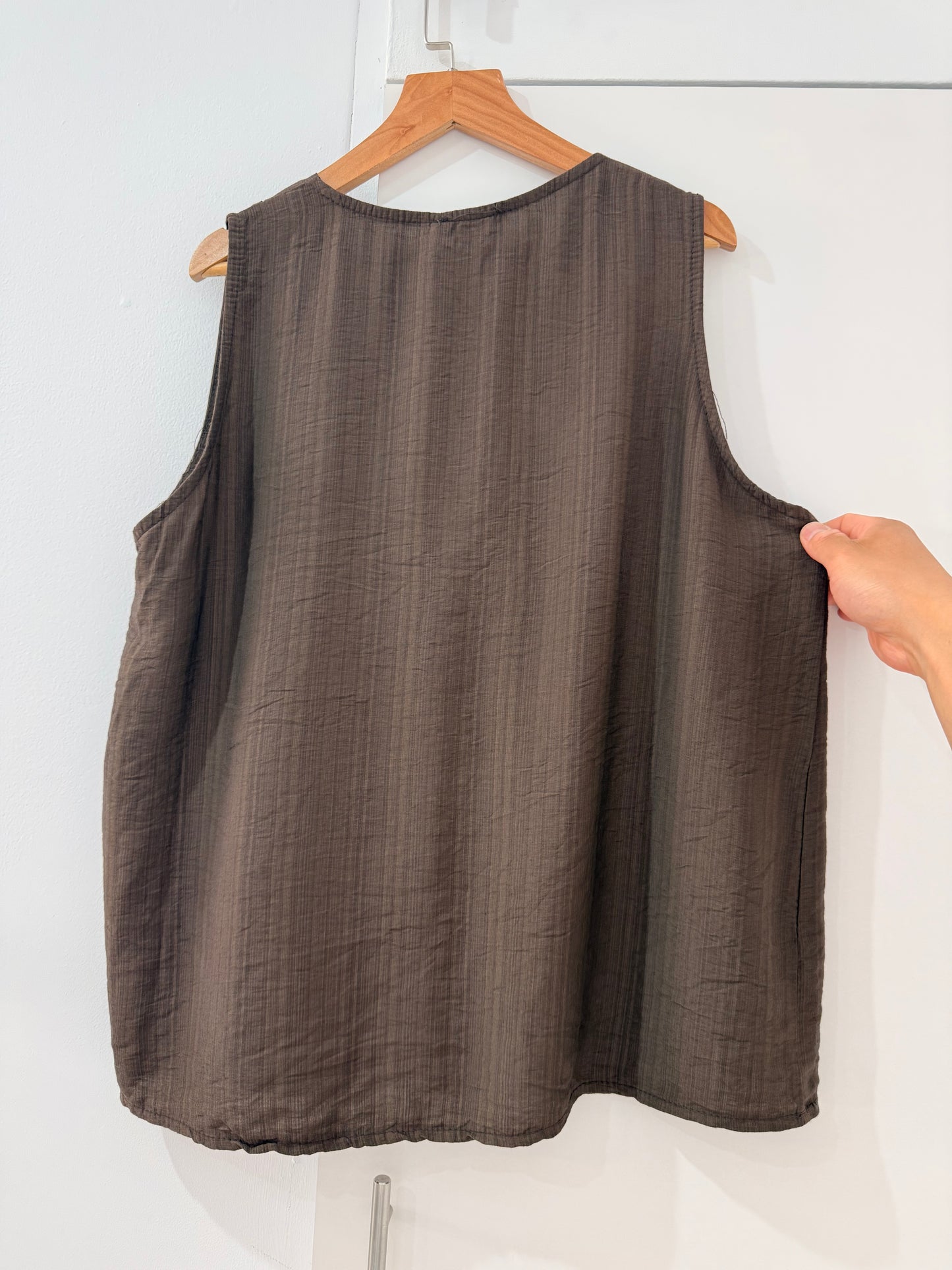 Blusa de Tirantes Anchos con Escote en V 26365