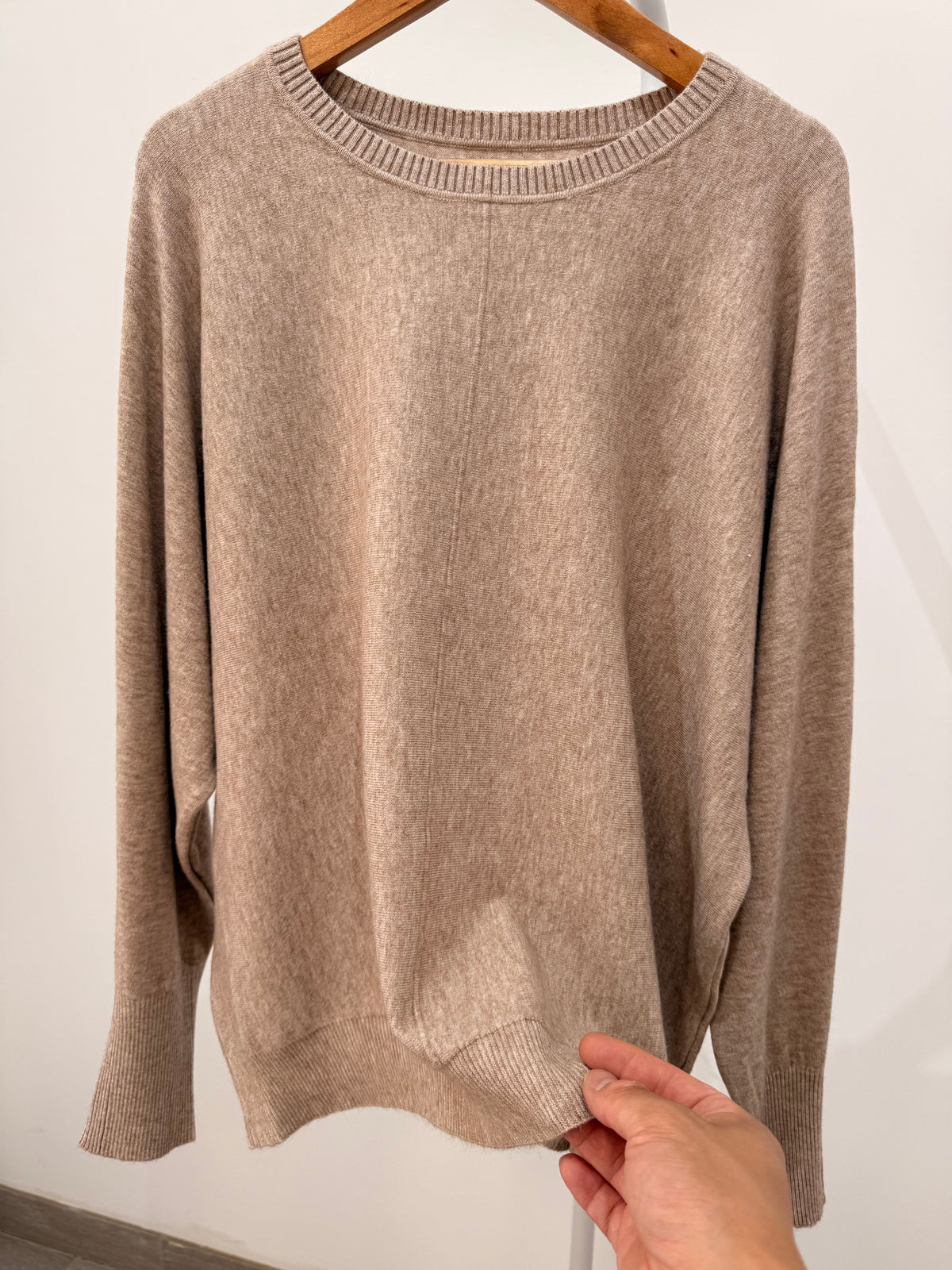 Jersey de punto oversize con raya central 12560
