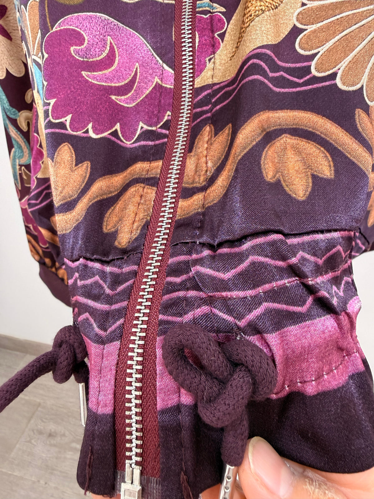 Bomber Satinado Floral 5367