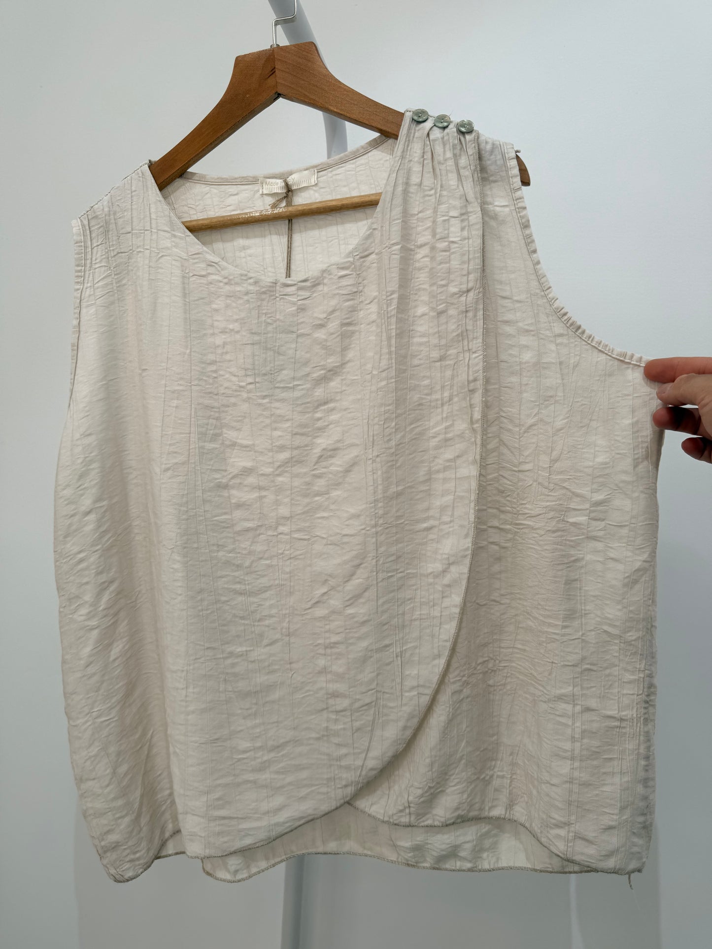 Blusa Sin Mangas Cruzada 37595