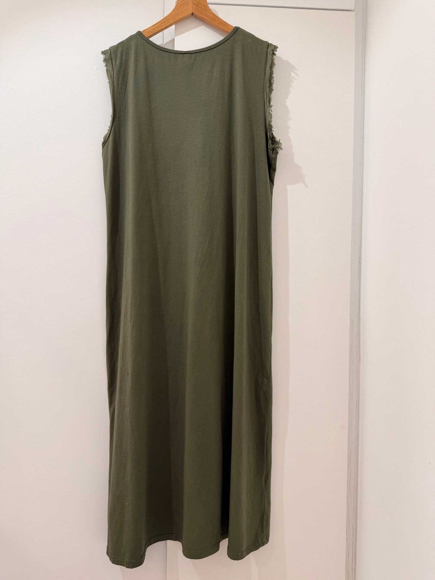 Vestido Largo de Algodón con Tachuelas y Aberturas Laterales1855
