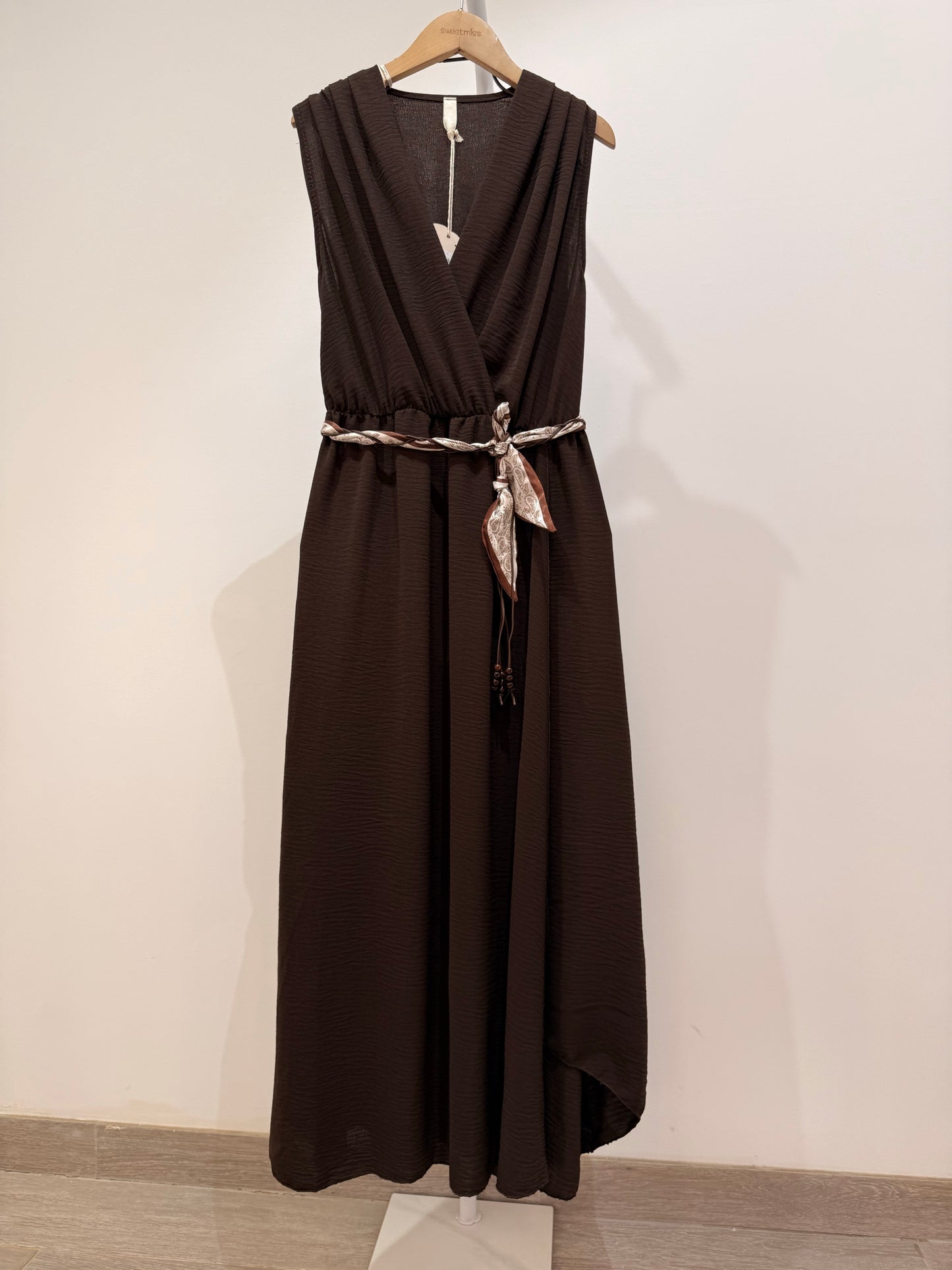 Vestido Largo Cruzado con Cinturón