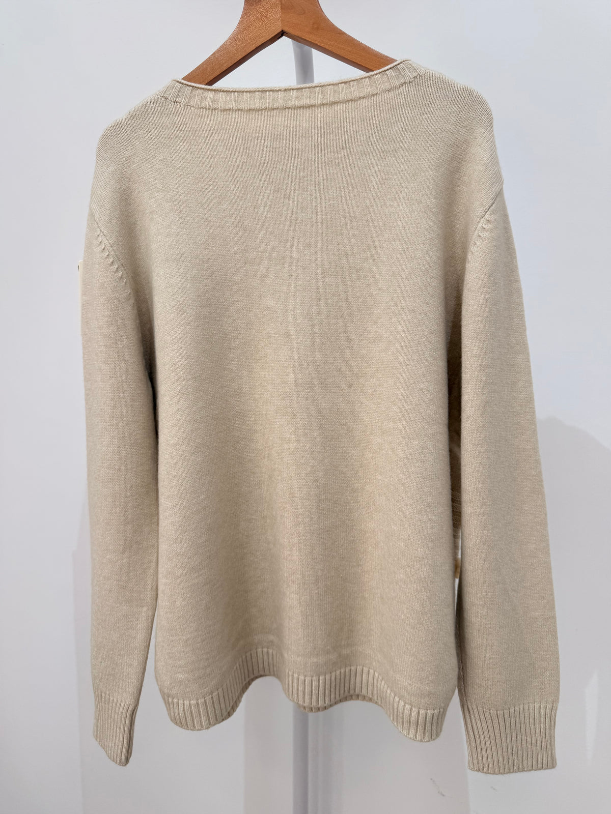 Jersey de punto detalle central vertical y botones laterales 26786