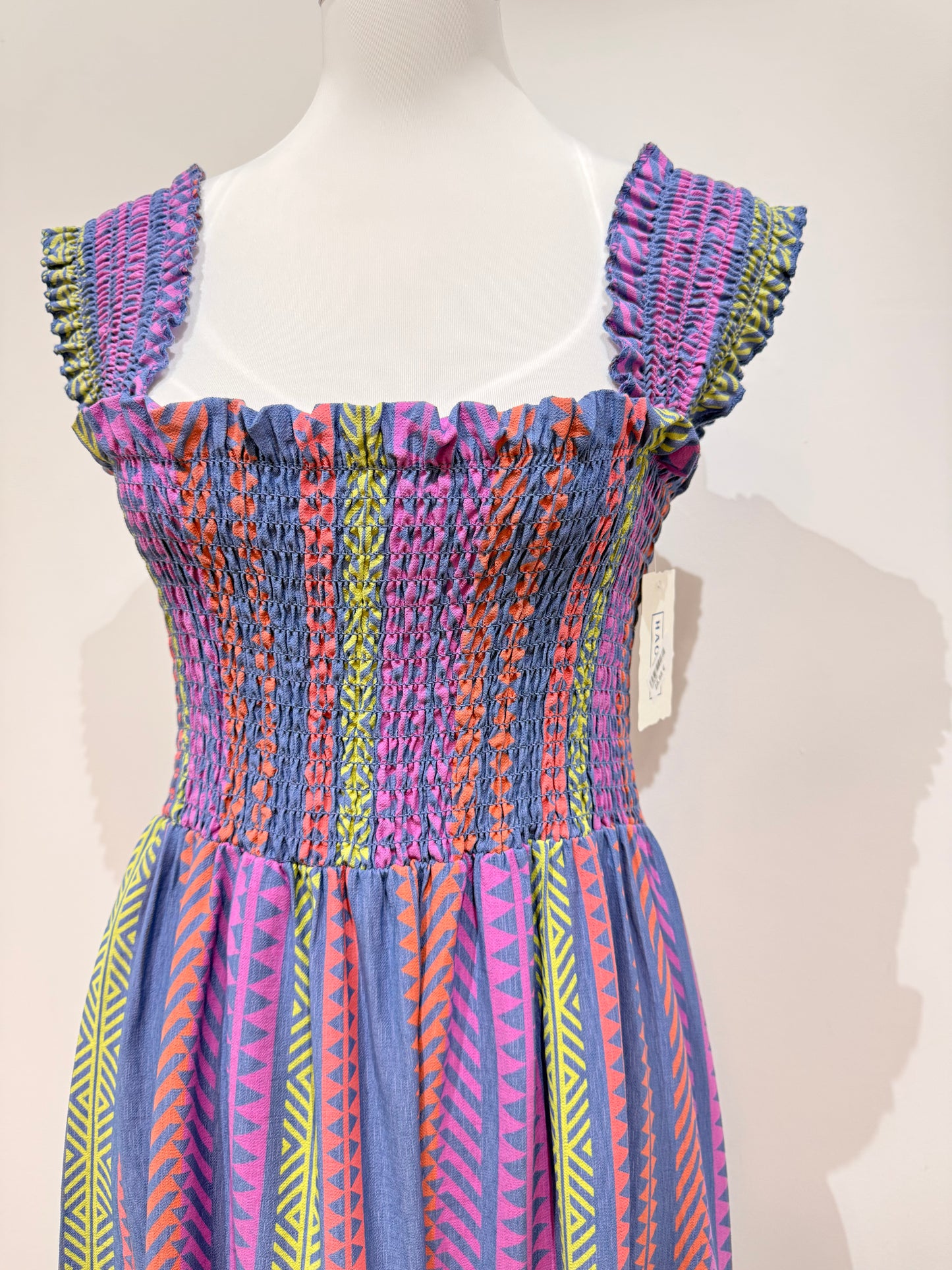 Vestido Largo Boho Pecho Nido de Abeja y Estampado Étnico 09530