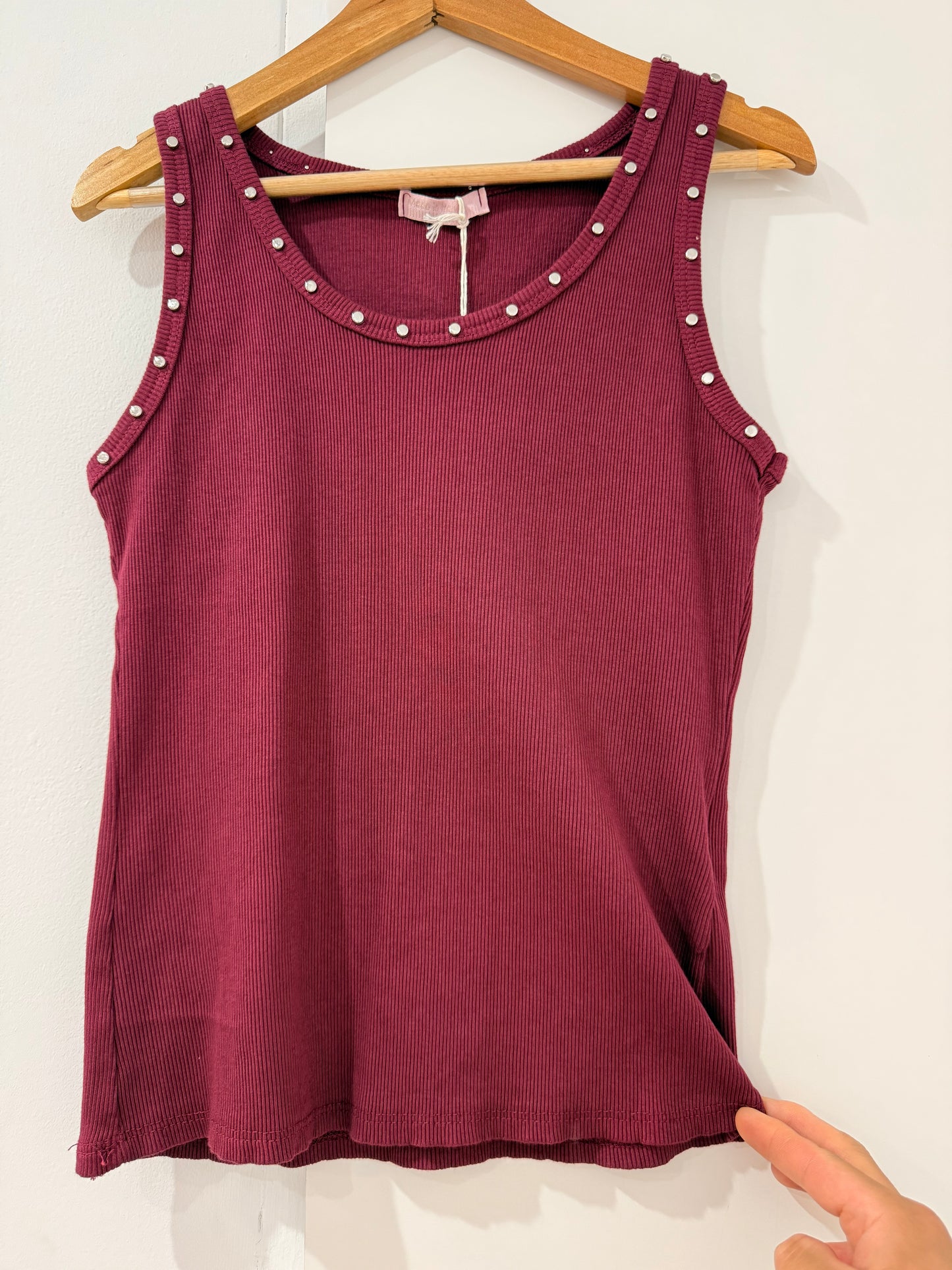 Camiseta de Tirantes en Canalé con Tachuelas 37287