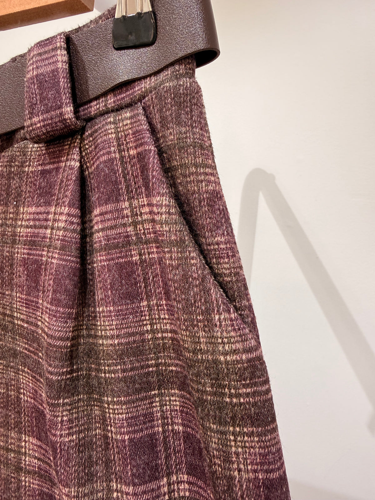Pantalón pernera ancha estampado de cuadros 362309