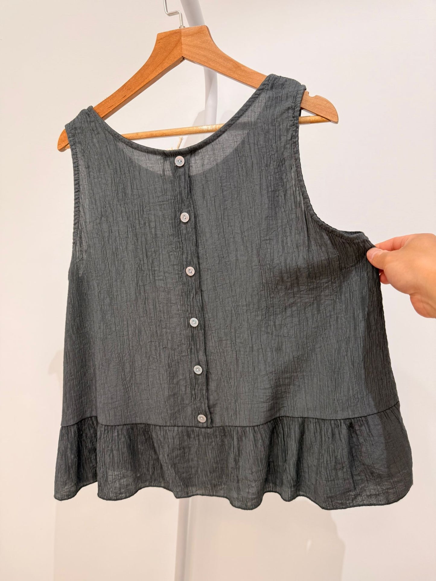 Blusa Sin Mangas con Volante