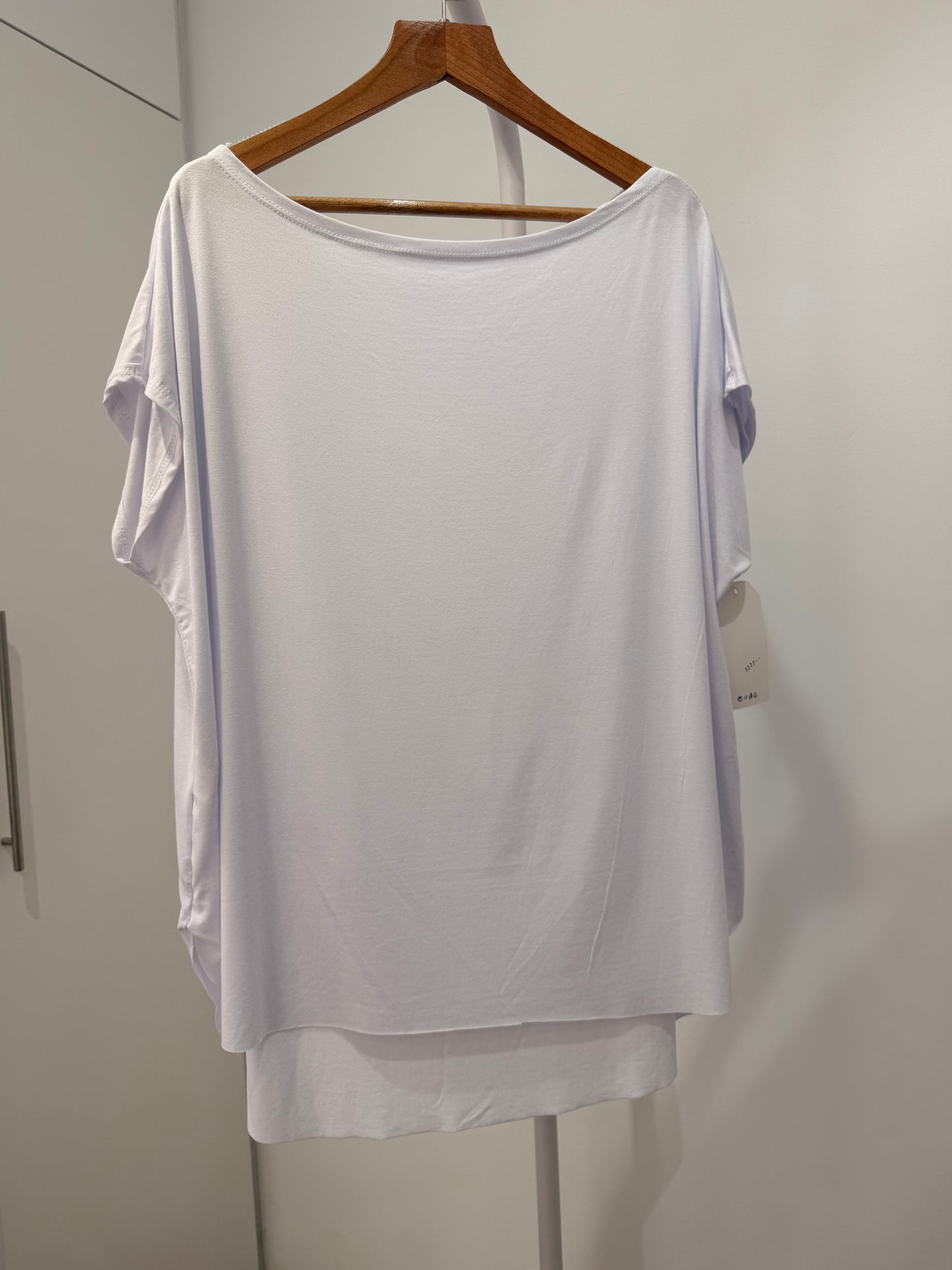 Camiseta Básica Oversize de Viscosa