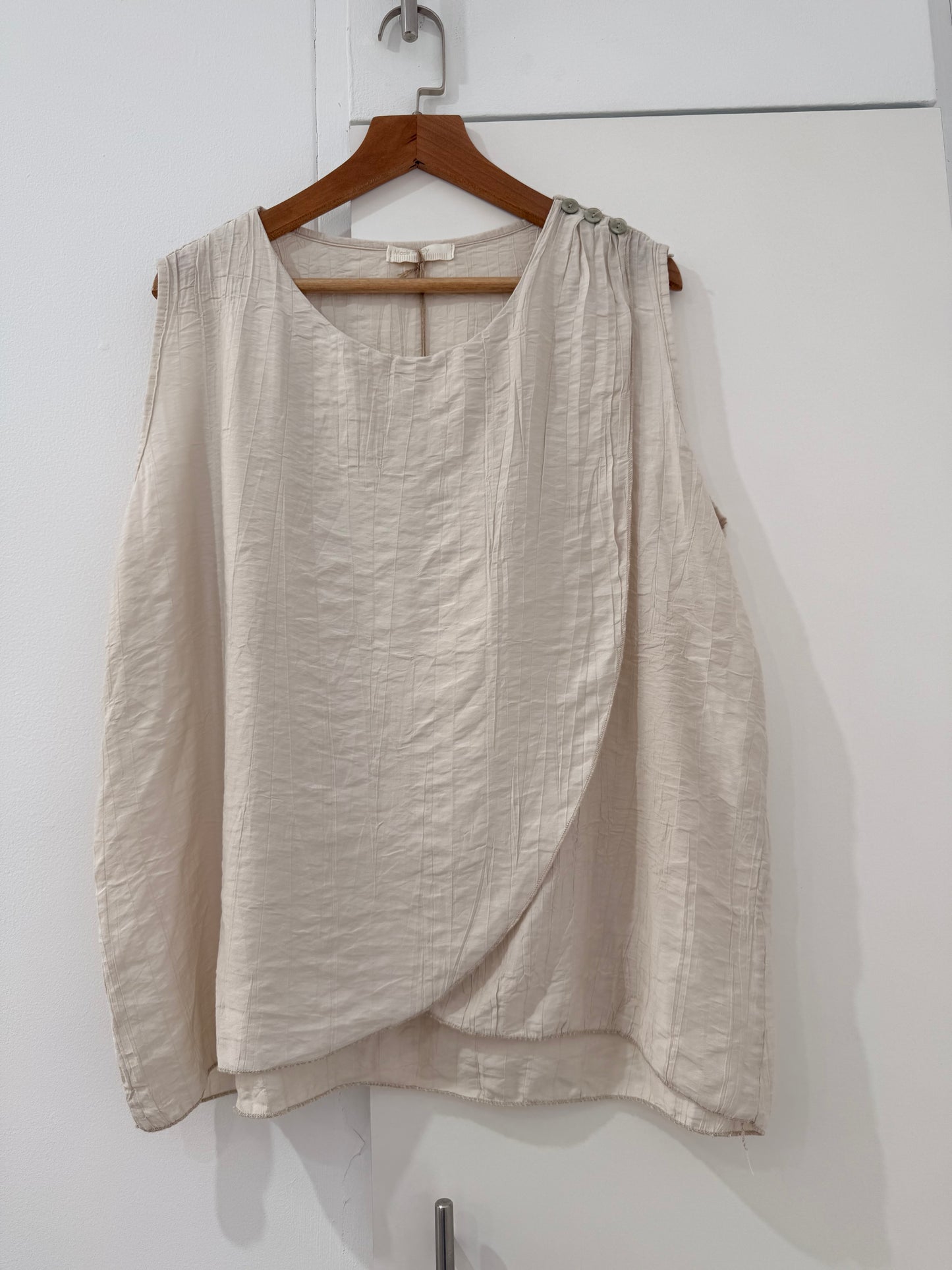 Blusa Sin Mangas Cruzada 37595