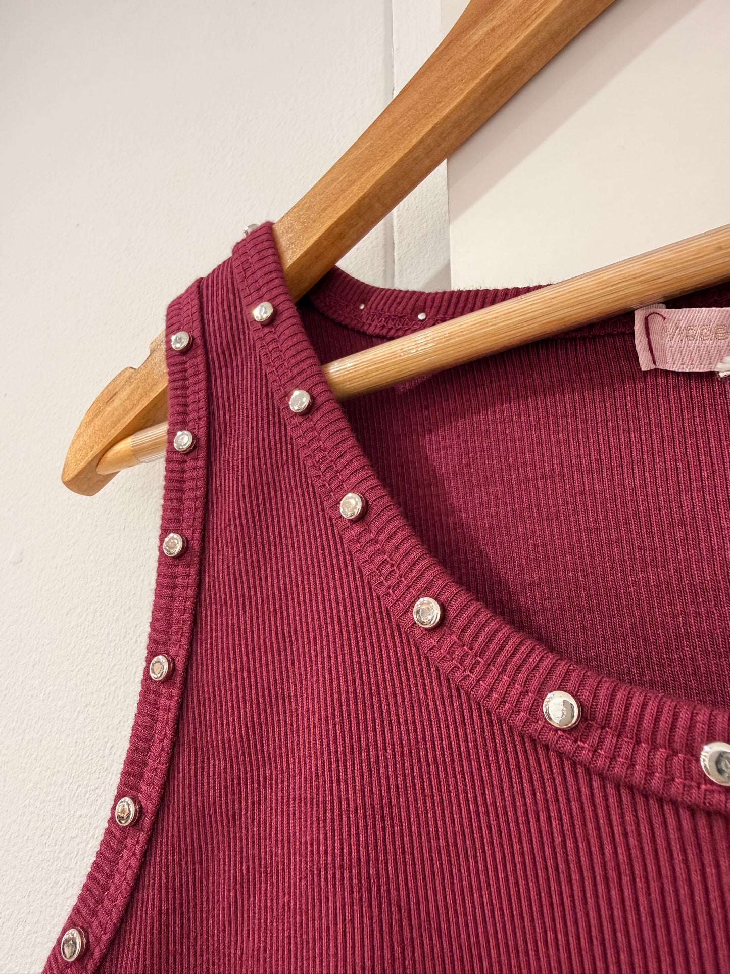 Camiseta de Tirantes en Canalé con Tachuelas 37287