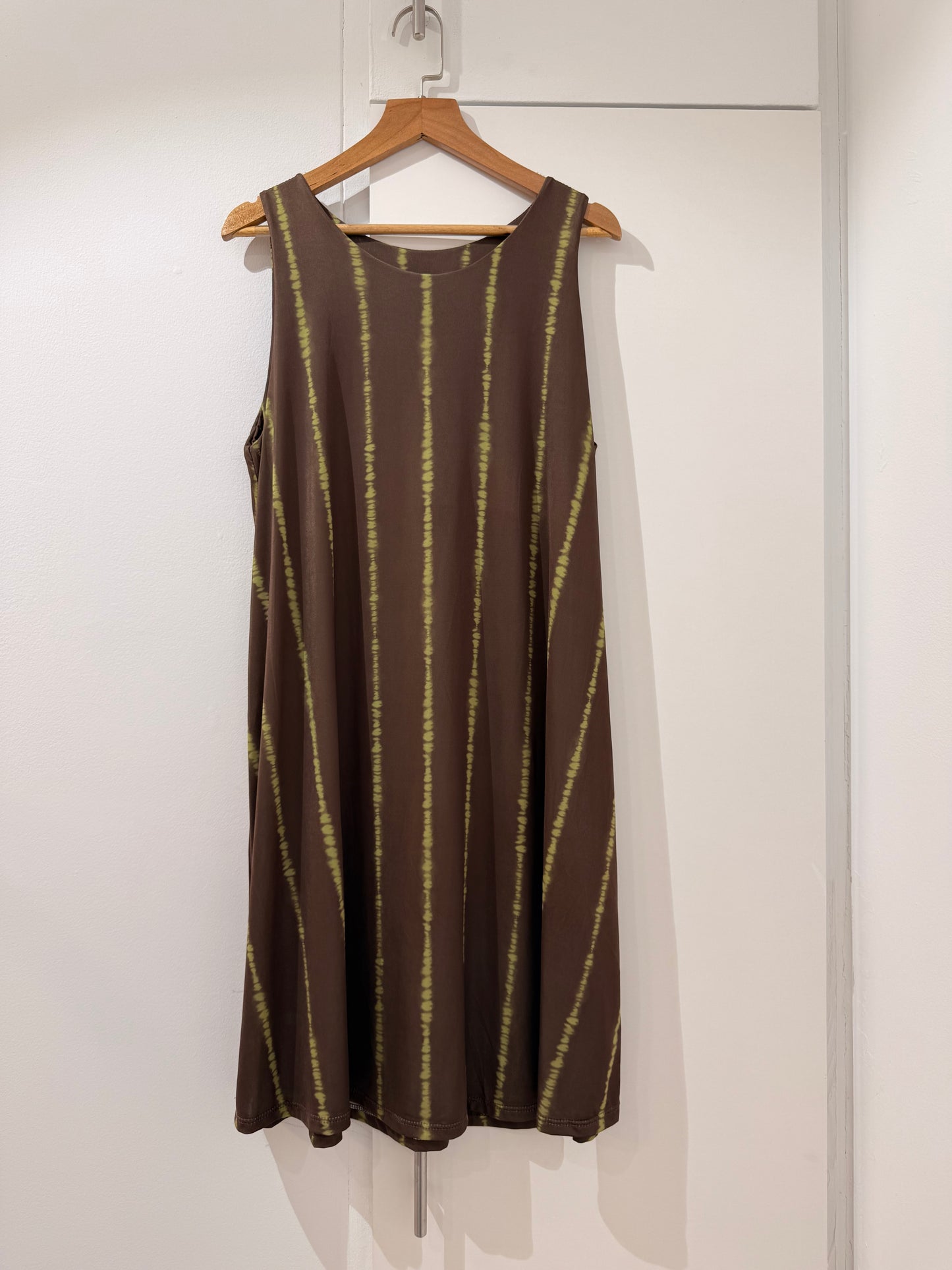 Vestido Corto de Licra Fría (Estampado Tie-Dye) 2516