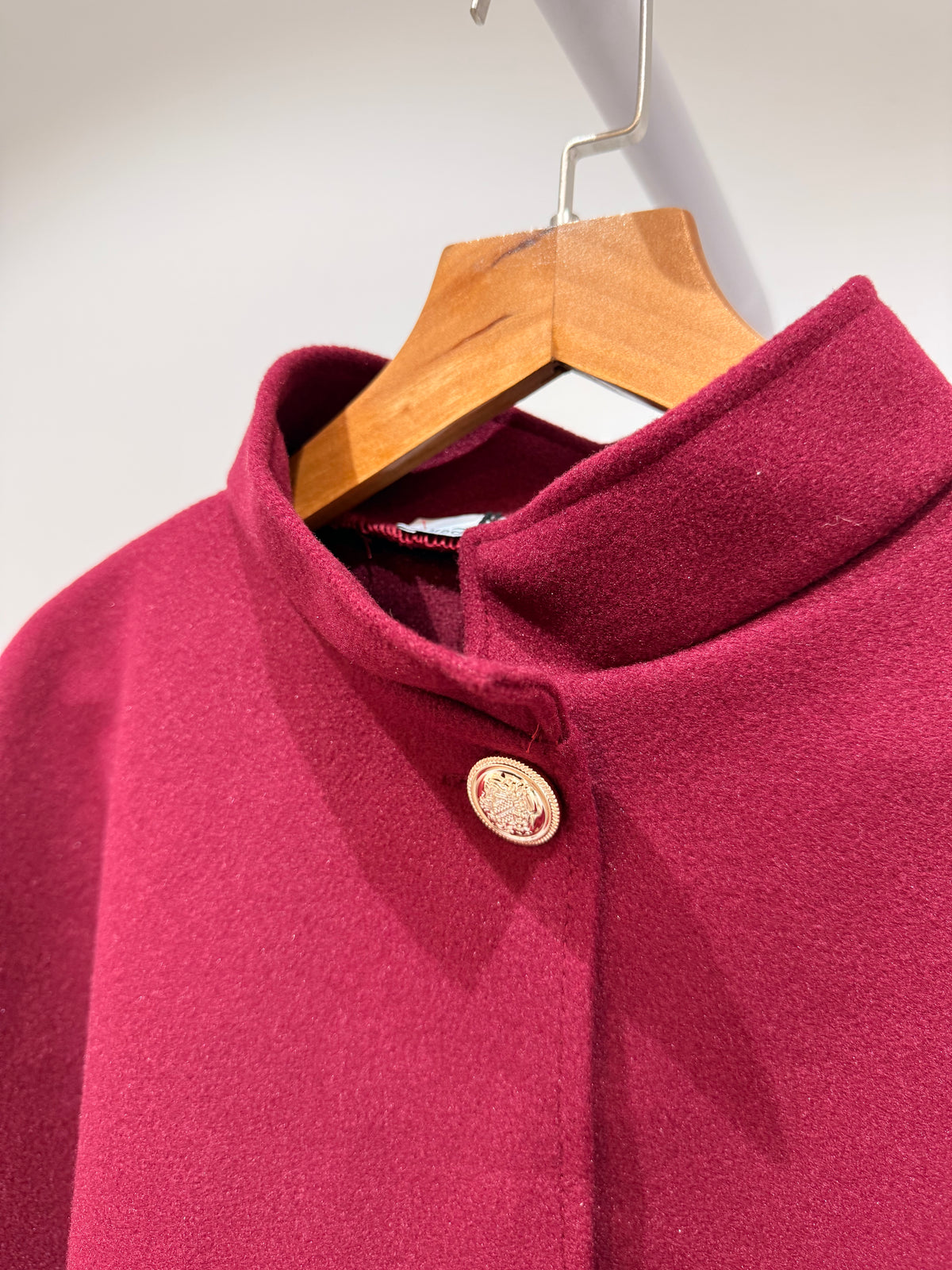 Poncho de cuello alto 717