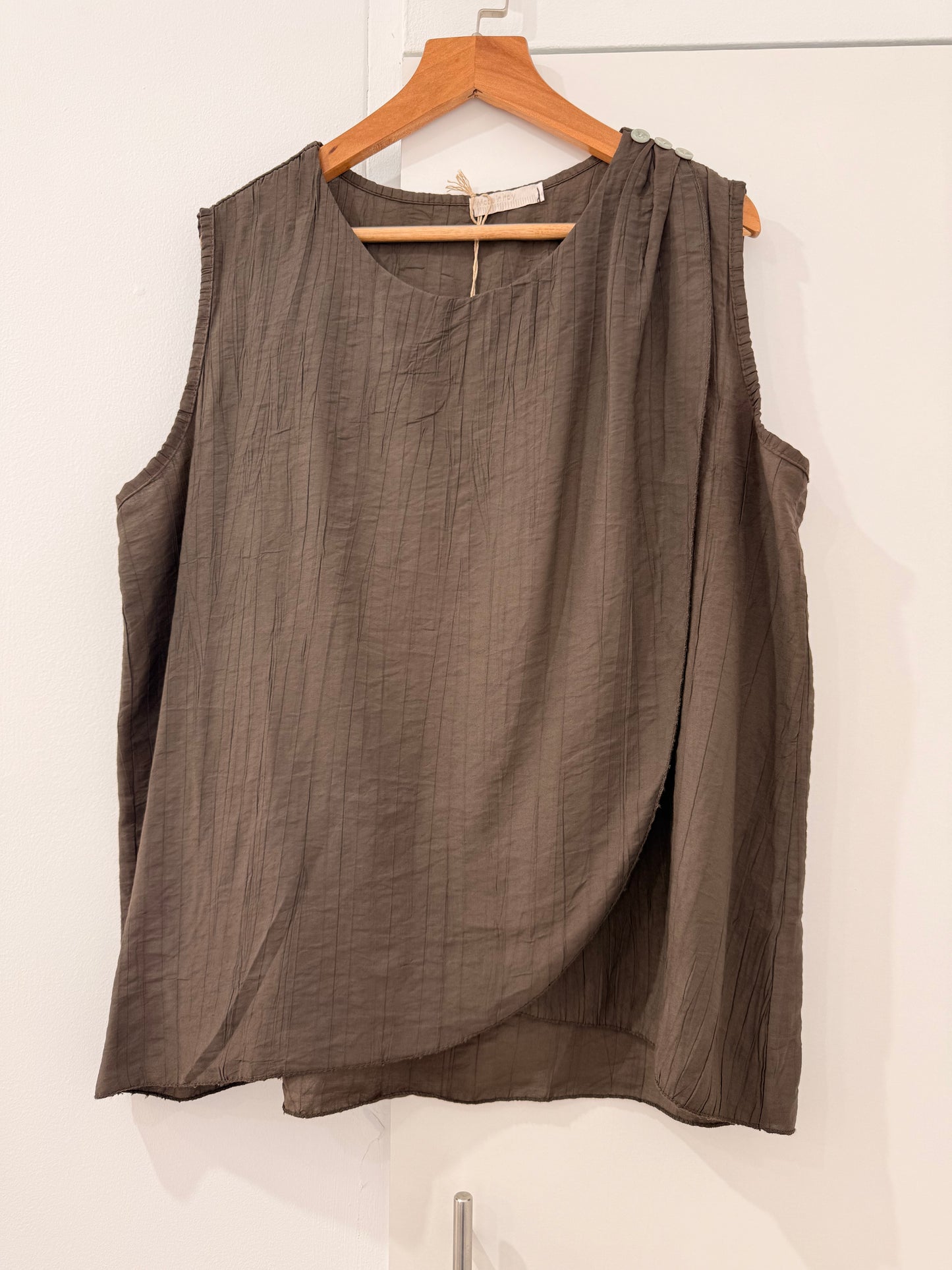 Blusa Sin Mangas Cruzada 37595