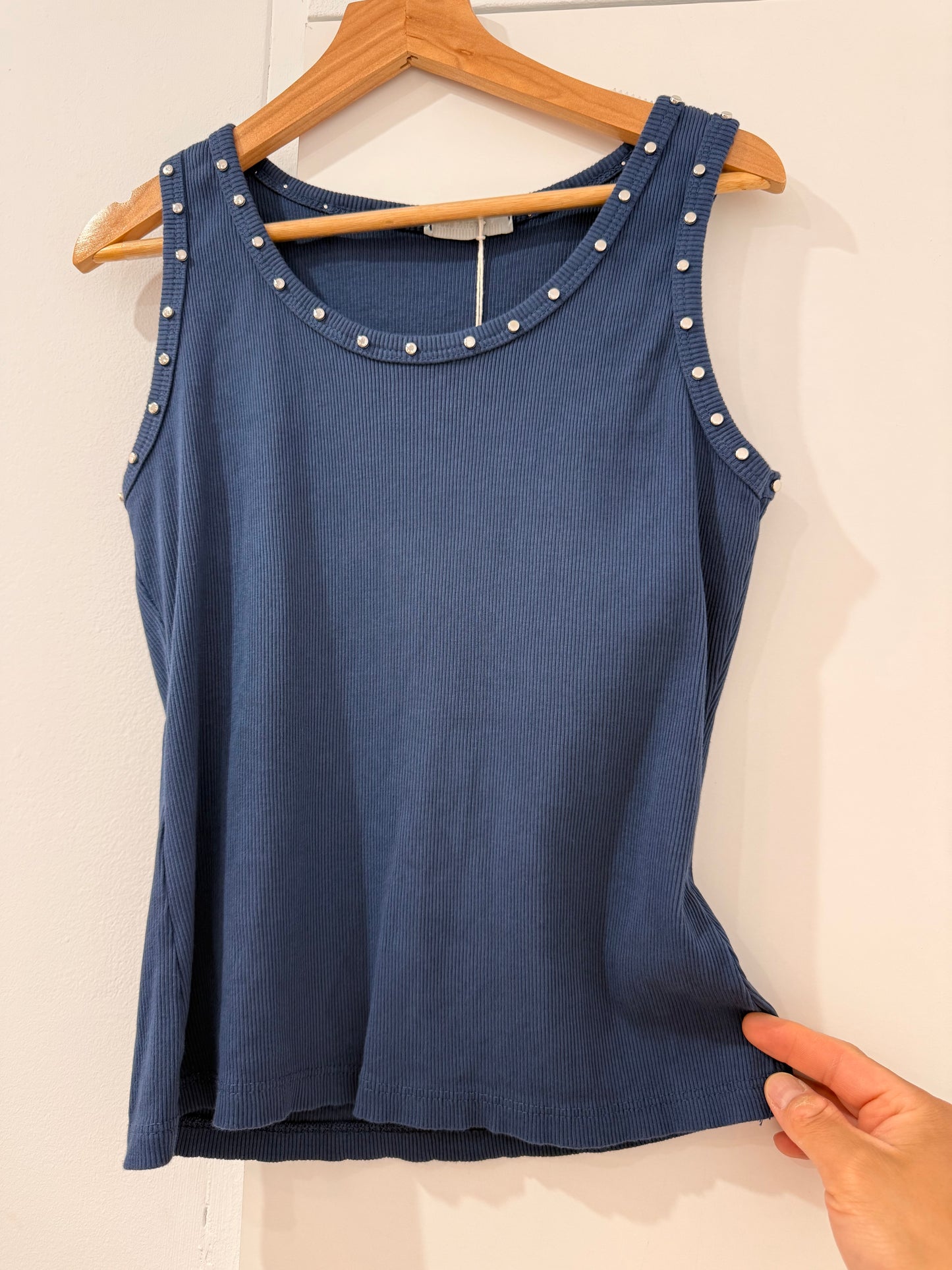 Camiseta de Tirantes en Canalé con Tachuelas 37287