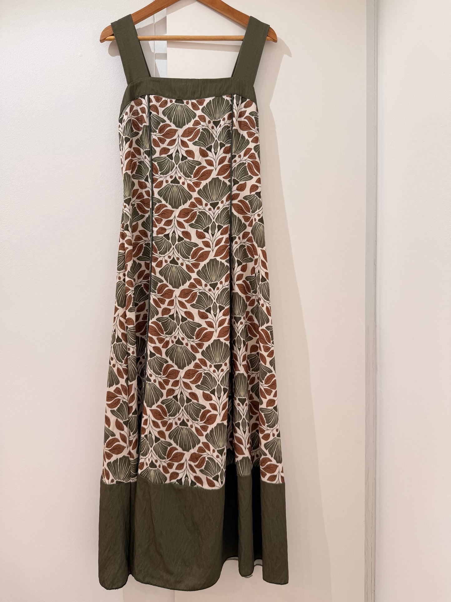 Vestido largo con estampado botánico 39391