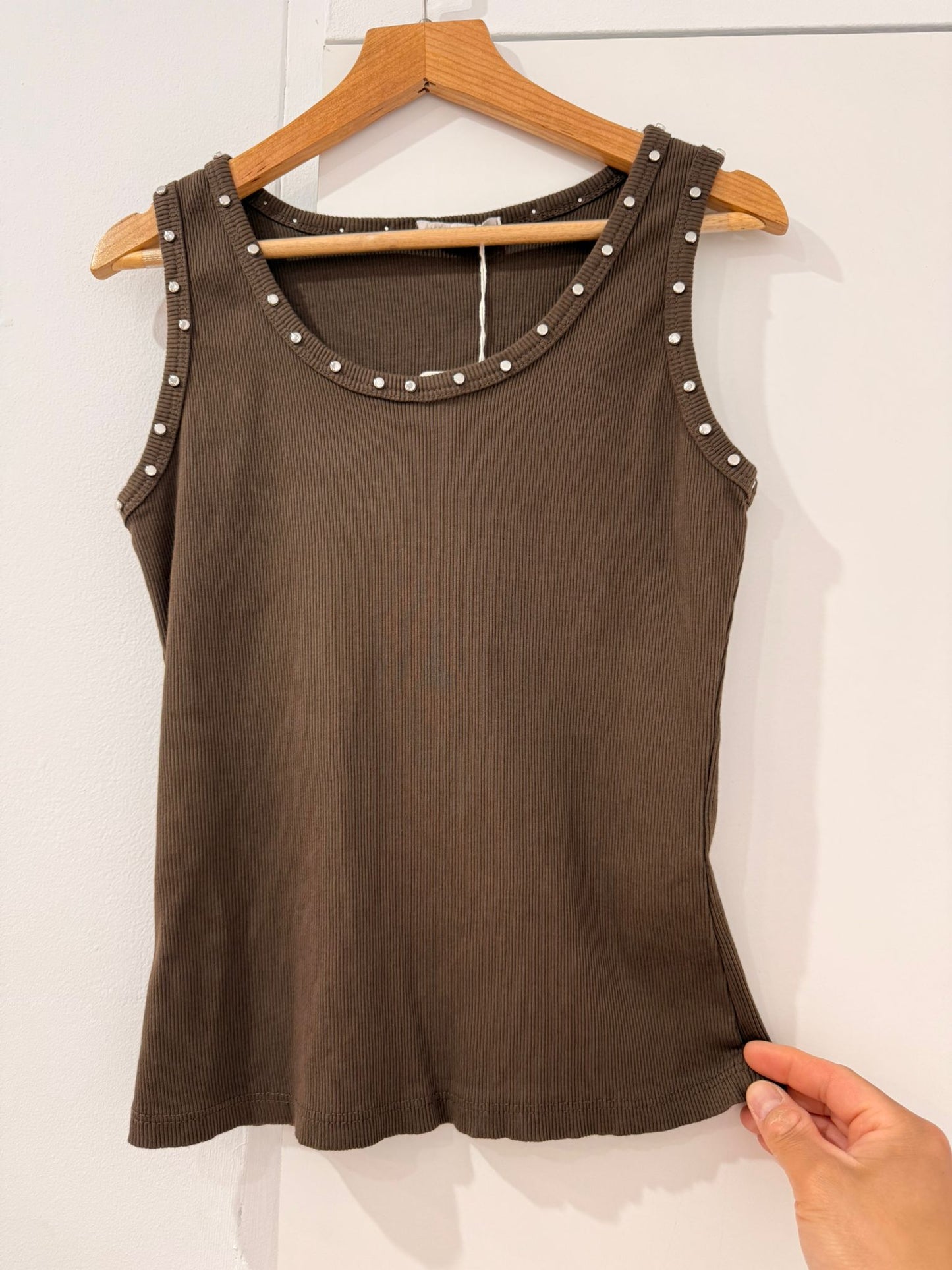 Camiseta de Tirantes en Canalé con Tachuelas 37287