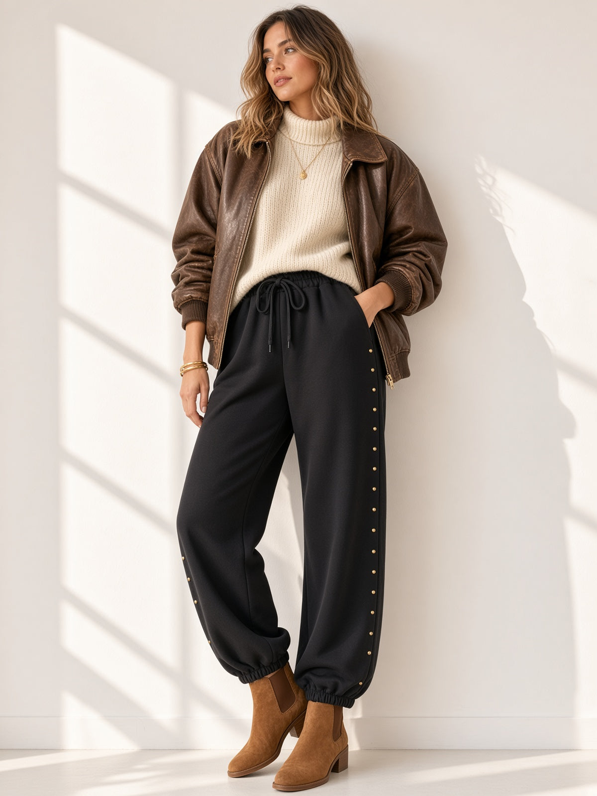 Pantalón Chándal Bombacho con Tachuelas 9223