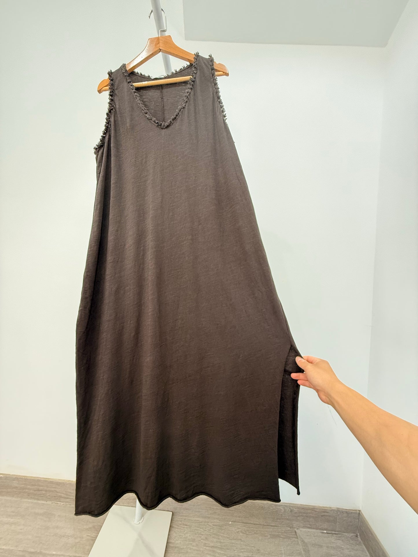 Vestido Largo Casual con Detalle de Flecos