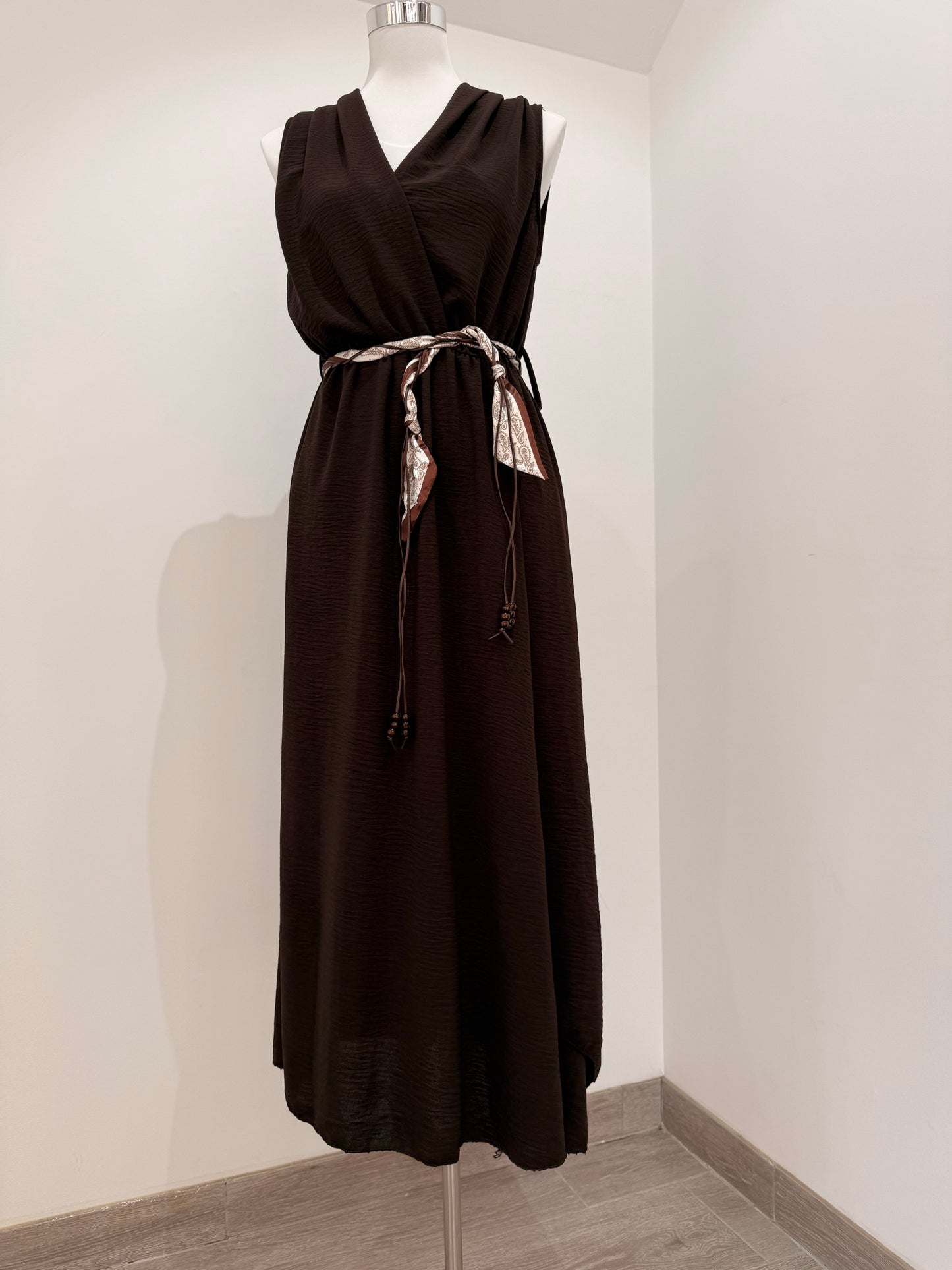 Vestido Largo Cruzado con Cinturón