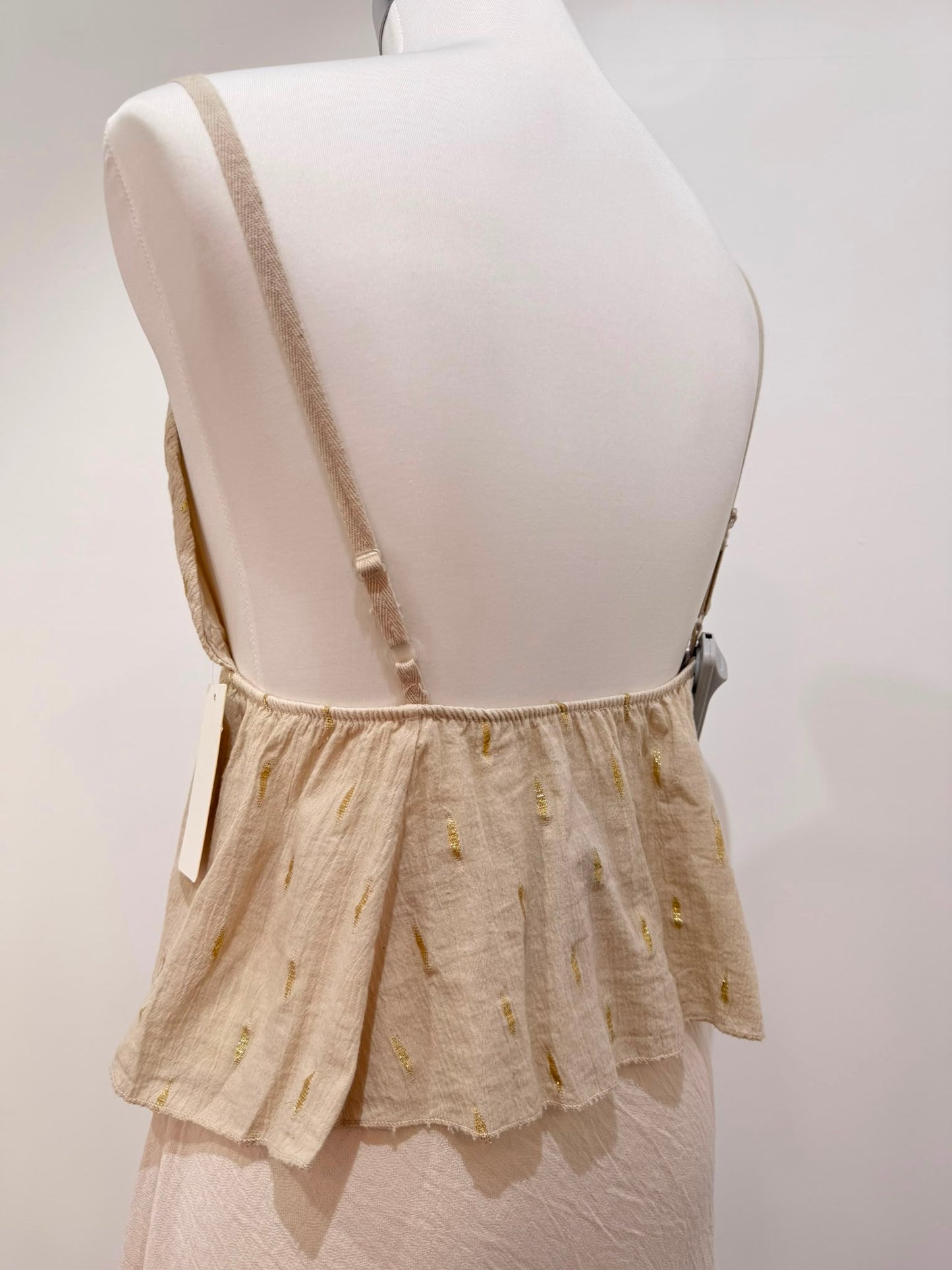 Blusa Top Boho con Detalles Dorados