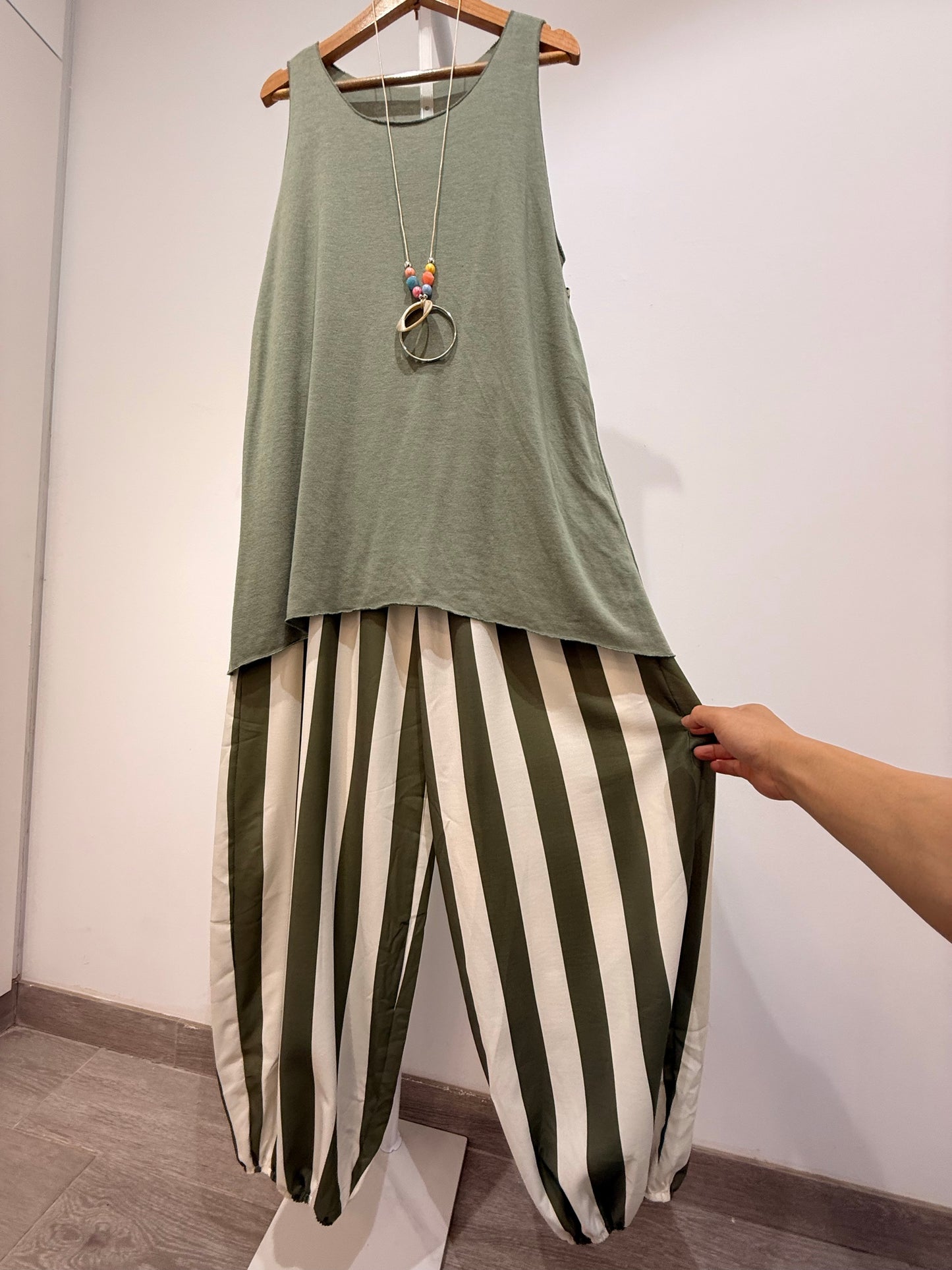 Pantalón Bombacho de Rayas