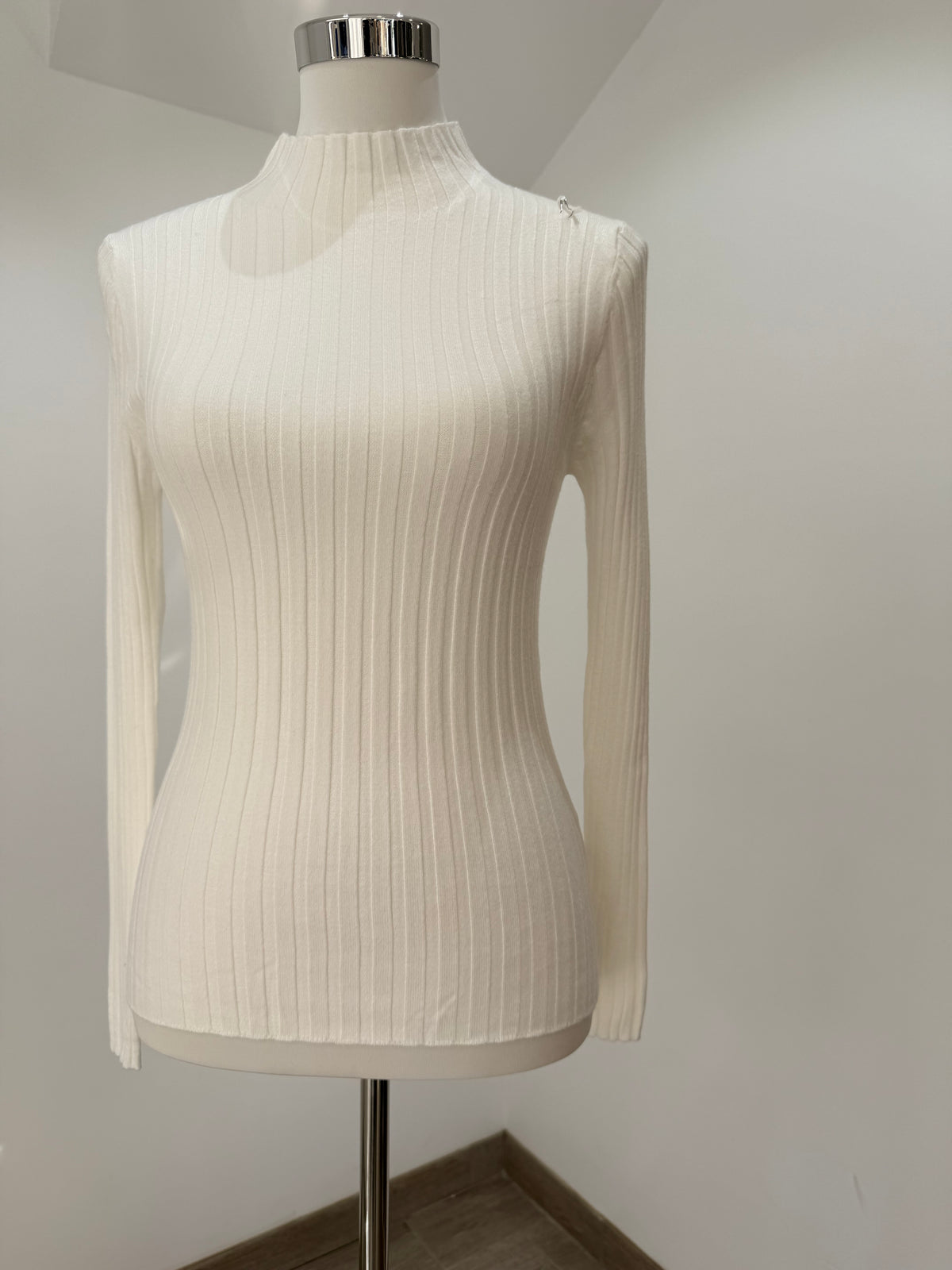 Jersey de punto de canalé cuello semi alto 2003