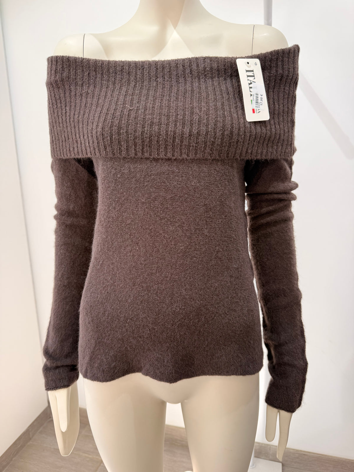 Jersey de punto estilo Bardot (hombros descubiertos) 8596