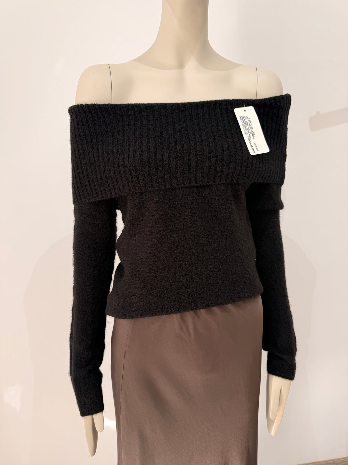 Jersey de punto estilo Bardot (hombros descubiertos) 8596