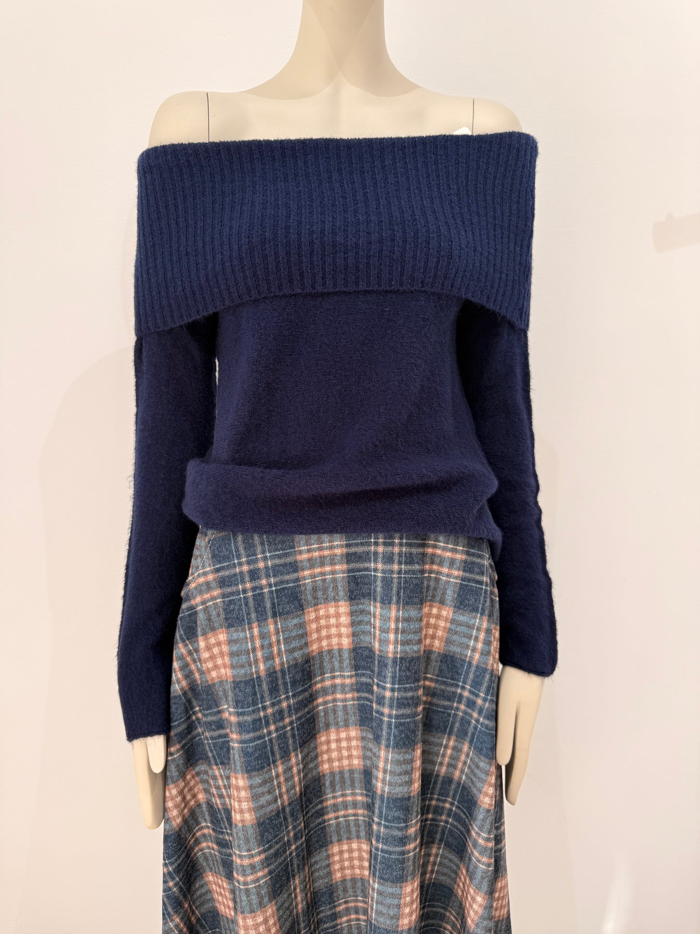 Jersey de punto estilo Bardot (hombros descubiertos) 8596