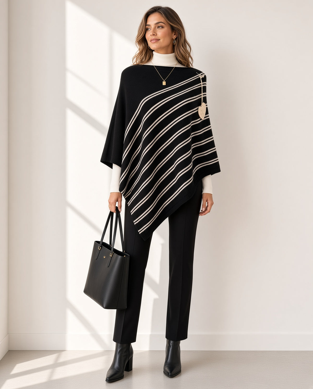 Poncho de punto a rayas 80768